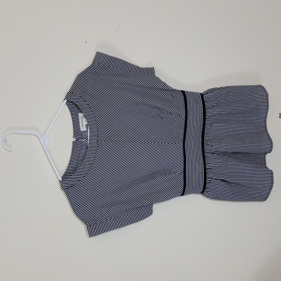 Monteau Tops - Monteau Women's black & White  Top Sz M